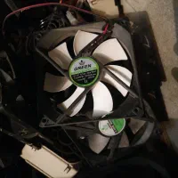 تعداد 40 عدد فن به صورت یکجا|قطعات و لوازم جانبی رایانه|شیراز, شهرک ولیعصر|دیوار