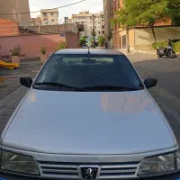 پژو ۴۰۵ GLX آخر۸۸، کم کارکرد،۳ لکه آبرنگ