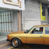 بنز 230 E  معروف به بنز دانشجویی کلکسیونی|خودرو کلاسیک|شیراز, فرهنگ شهر|دیوار