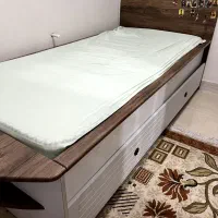 سرویس تخت و کمد نوجوان کاملا نو