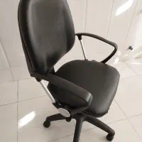 صندلی جکدار سالم|مبلمان اداری|قم, انسجام|دیوار