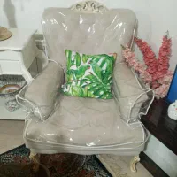 مبل نه نفره شیک و تمیز|مبلمان خانگی و میز عسلی|تهران, مجیدیه|دیوار