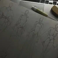 طراح لباس - فشن دیزاینر