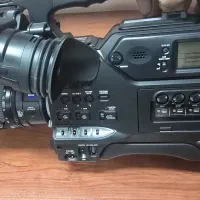 تعدادی دوربین|دوربین عکاسی و فیلم‌برداری|شیراز, پشم شیشه|دیوار