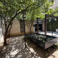 زعفرانیه ۳۰۰ متر دو طبقه بنای قابل سکونت