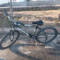 یک دوچرخه 26|دوچرخه، اسکیت، اسکوتر|خلخال, |دیوار