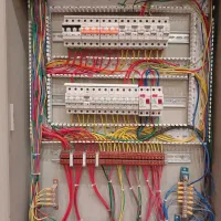 برقکشی ساختمان ،صنعتی و خورده کاری|خدمات پیشه و مهارت|کاشان, رسالت|دیوار