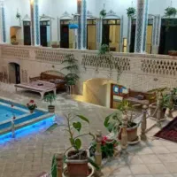 اقامتگاه سنتی هزاردستان آران و بیدگل|اجارهٔ کوتاه‌مدت آپارتمان و سوئیت|اصفهان, جنیران (لادان)|دیوار