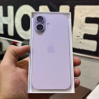 ایفون ۱۷ نرمال