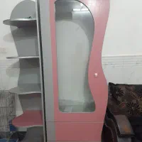 ویترین وکتابخانه