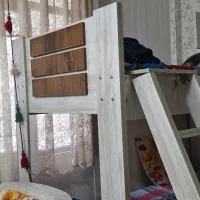 تخت دو طبقه