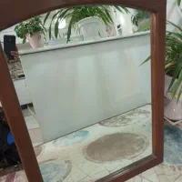 آینه چوب گردو.   گل بزرگ یک متر ونیم‌قد|آینه|گلبهار, شهر جدید گلبهار|دیوار