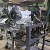 چرخ گوشت الکتروکار|کافی‌شاپ و رستوران|کاشمر, |دیوار