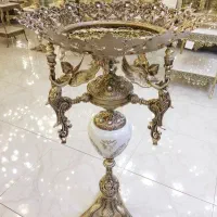 میوه خوری کنار سالنی یاقوت