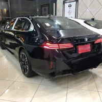 بی ام و ۵۲۵ مدل ۲۰۲۵ پلاک اروند دائم