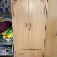 کمد خوش رنگ جادار خوب