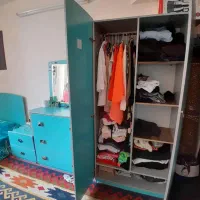 تخت وکمد|تخت و سرویس خواب|صدرا-فارس, فاز ۱|دیوار