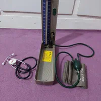 فشارسنج جیوه ای به همراه گوشی پزشکی