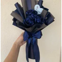 دسته گل ۳شاخه ابی کاربنی