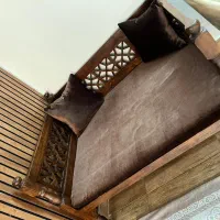 تخت سنتی|صندلی و نیمکت|ری, علایین|دیوار