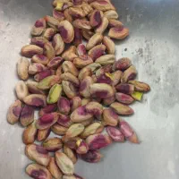 فروش پسته در انواع مختلف