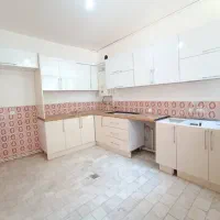 ویلایی دربست
