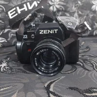 دوربین نوستالژیک زنیت|دوربین عکاسی و فیلم‌برداری|بندر امام خمینی, |دیوار