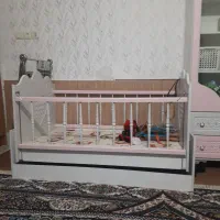 کمد کودک وتخت گهواره ای|اسباب و اثاث بچه|مشهد, شهرک مطهری|دیوار
