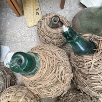 خمره شیشه ایی اصل قدیمی برای ابلیمو ،سرکه ، عرقیات|ظروف سرو و پذیرایی|شیراز, اصلاح‌نژاد|دیوار