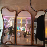 دنیای اینه