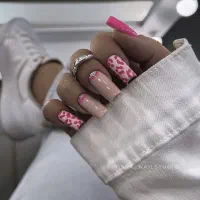 فرصت خفن کاشت ناخن فقط هزینه مواد