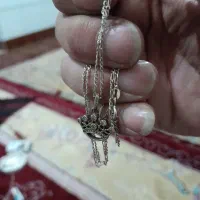 گردنبند و زنجیر نقره