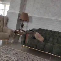 مبل هفت نفره درحدنو همراه جلو مبلی و میز تی وی