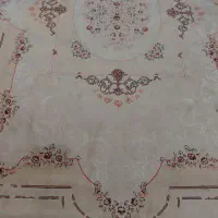 فرش ۱۲ متری کرم