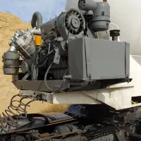 بونکر سه محور در حد جیران|خودرو سنگین|شیروان (خراسان), |دیوار