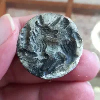 نشان مهره قدیمی