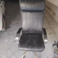 صندلی چرم کارکرده