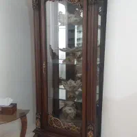 ویترین چوب گردو منبت کاری  شده