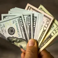 اگه پول می خوای آگهی رو باز کن