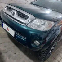 تویوتا هایلوکس دو کابین بلند دنده‌ای مدل ۲۰۰۶