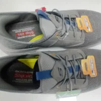 کفش اسکیچرز