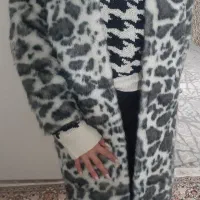 پالتو پلنگی خزدار|لباس|ری, جوانمرد قصاب|دیوار