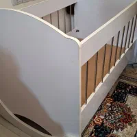 فروش فوری تخت کودک گهواره ای|تخت و صندلی بچه|مشهد, نوید|دیوار