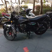 موتورسیکلت همتاز200