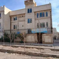 استخدام آموزشی مرد