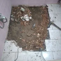 رفع نم وروطوبت پشتبام سرویس بهداشتی