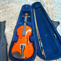 ویولن رناتو