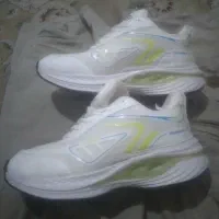 کتونی خارجی