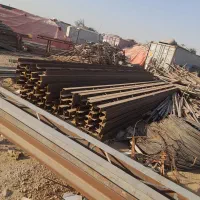 جوشکار یا دست به انبر