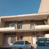 منزل-ویلایی-حیاط-دار-دونبش-دوطبقه